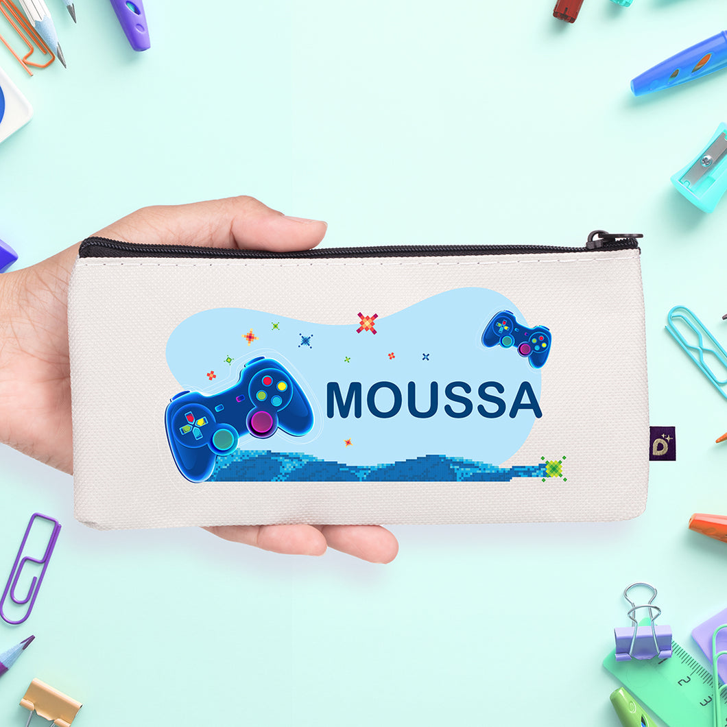 Customized pencil case Gamer  - مقلمة بأسم طفلك
