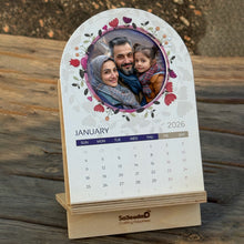 Window Calendar Circular Image - تقويم سنوي نافذة صورة دائرية